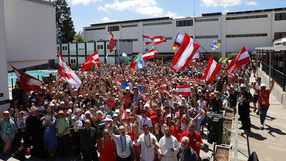 Österreicher-Treffen beim Weltjugendtag 2023 in Lissabon / Matthias Trinkl 'Jubiläum der Jugend': Österreichs Bischöfe begleiten Pilger nach Rom