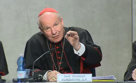 Kardinal Schönborn bei der Präsentation von 'Amoris laetitia' / ctv