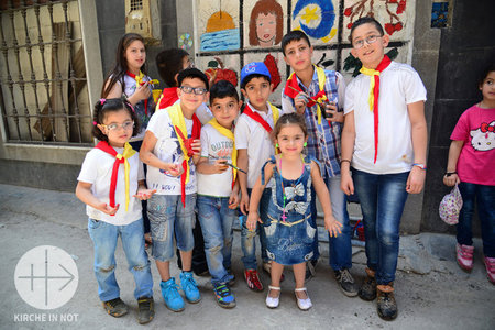 Kinder beim Friedensgebet für Syrien / www.kircheinnot.at Kinder beim Friedensgebet für Syrien