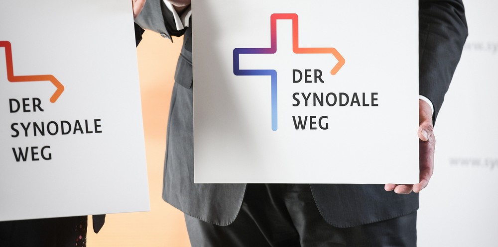 'Unfehlbares Lehramt der Betroffenen'? Warum der 'Synodale Weg' damit einem Irrweg folgt / kna-bild.de / Julia Steinbrecht 'Unfehlbares Lehramt der Betroffenen'? Warum der 'Synodale Weg' damit einem Irrweg folgt