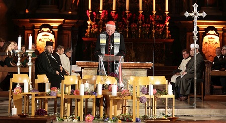 Wien: 'Lichter der Hoffnung' bei Gedenkgottesdienst im Stephansdom