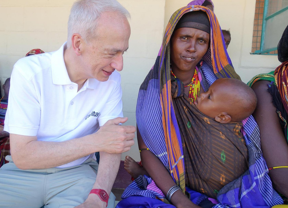 mein STAND.PUNKT: Hunger ist kein Schicksal, sondern ein Skandal! / Caritas Am Freitag läuten österreichweit die Glocken gegen den Hunger. Tatsächlich stirbt noch immer alle 10 Sekunden ein Kind an Hunger. Ein Skandal, befindet Caritas-Präsident Michael Landau.
