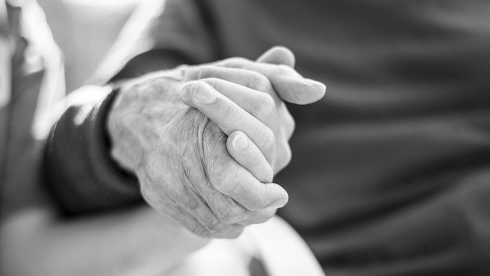 Hände / Mirka/Pixabay Krankenhausseelsorger: 'Wir gehen hin, wo andere nicht gern hingehen'