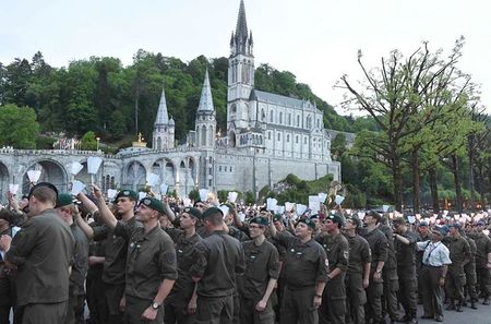 Österreichische Bundesheer-Soldaten in Lourdes