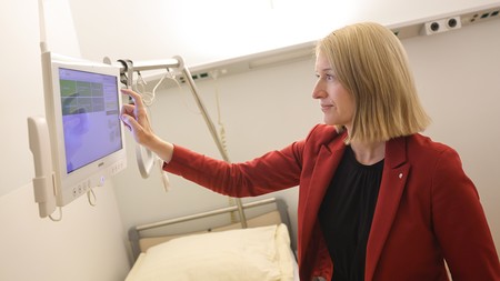 Ordensspital in OÖ setzt auf digitales Rufsystem per Touchscreen