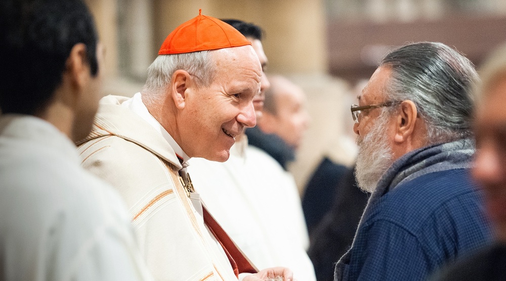 Kardinal Schönborn beim Segensgottesdienst mit armutsbetroffenen Menschen am Welttag der Armen 2018 im Wiener Stephansdom / Stefanie Steindl/Erzdiözese Wien Schönborn: Not sehen und Nähe zu den Menschen suchen