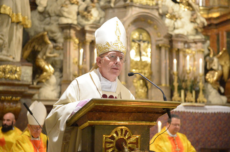 Bischof Küng eröffnet mit Festgottesdienst in Wien das Doppeljubiläum '100 Jahre Fatima' und '70 Jahre Rosenkranz-Sühnekreuzzug' / kathbild.at / Franz Josef Rupprecht, Franz Josef Rupprecht
