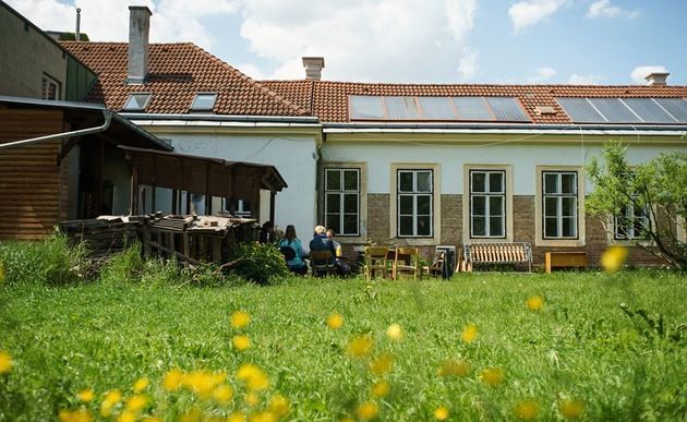 Gebäude für das Wiener 'VinziDorf' vor dem Umbau / Vinzi Werke