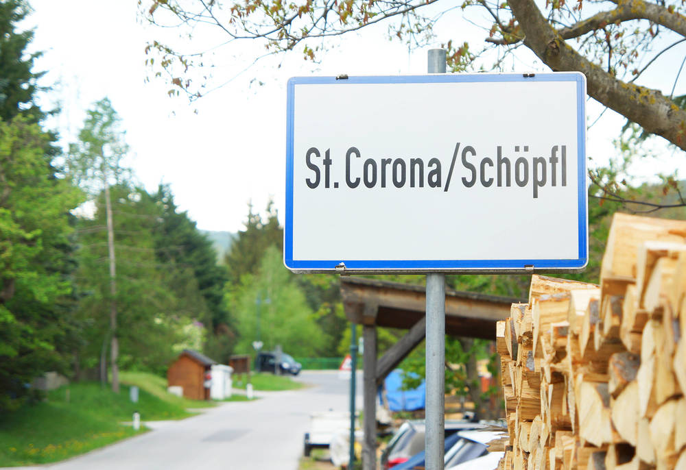Ortsschild von St. Corona am Schöpfl / kathpress/Pernsteiner