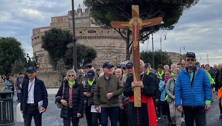 Erzbischof Lackner mit 250 Heilig-Jahr-Pilgern aus Salzburg in Rom