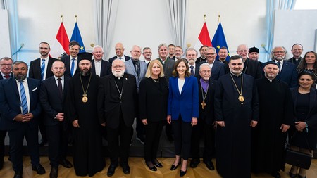 Plakolm: Religionen sind 'Hoffnungsspender' für Österreich