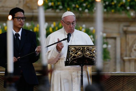 Papst Franziskus in Mexiko / Copyright 2016, KNA. Alle Rechte vorbehalten, Paul Haring Papst Franziskus spricht bei einem Treffen mit mexikanischen Bischöfen in der Kathedrale von Mexiko-Stadt am 13. Februar 2016.