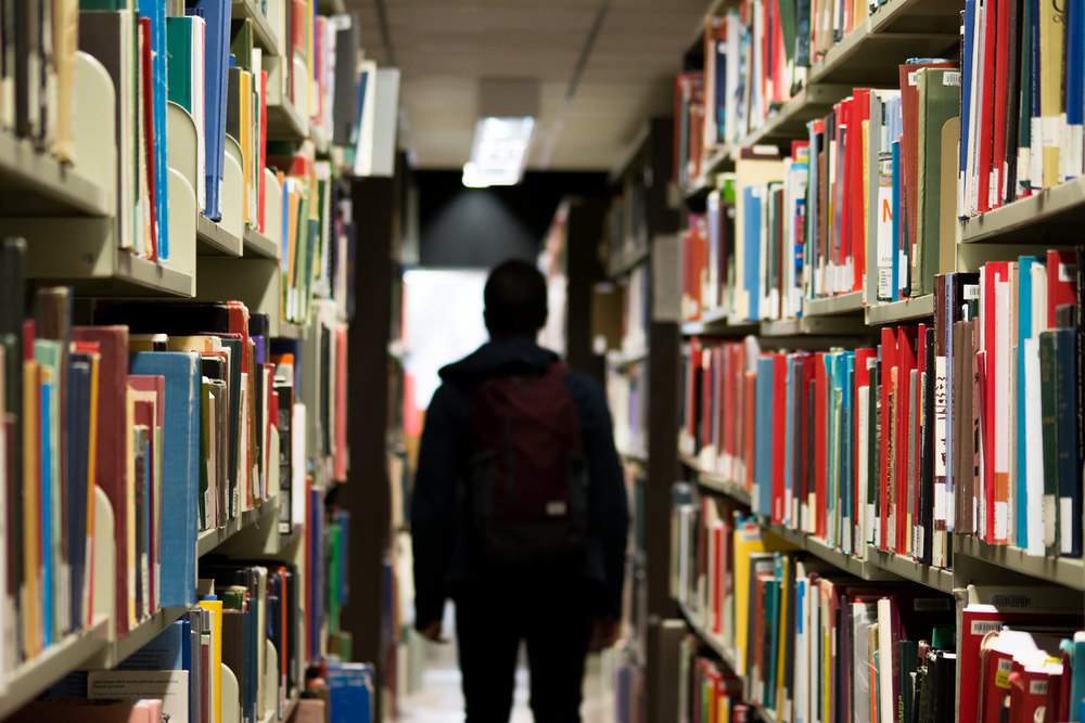 Universitätsbibliothek / pexels.com / CC0 Public Domain 75 Jahre Fernkurs: Experten unterstreichen Wert theologischer Bildung